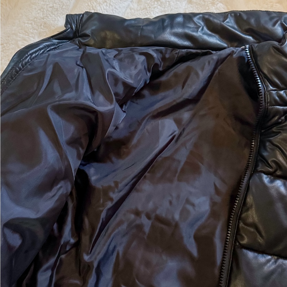 Puffer Jacket Faux Leather - Picture 5 of 5